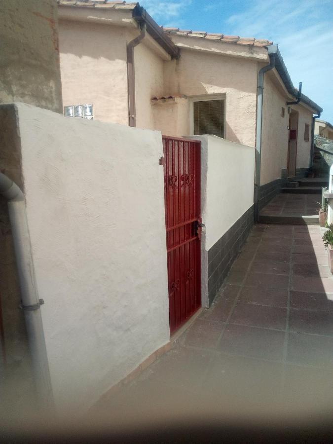 Al Mare, Al Sole, Si', Ma Nella Casa Del Minatore بوجيرو المظهر الخارجي الصورة