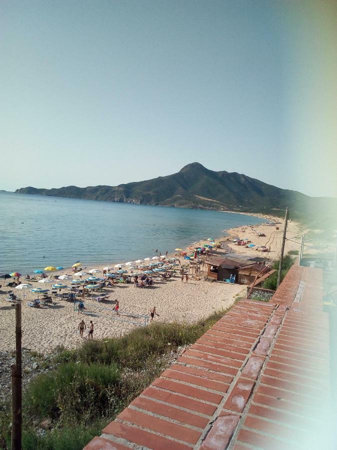Al Mare, Al Sole, Si', Ma Nella Casa Del Minatore بوجيرو المظهر الخارجي الصورة
