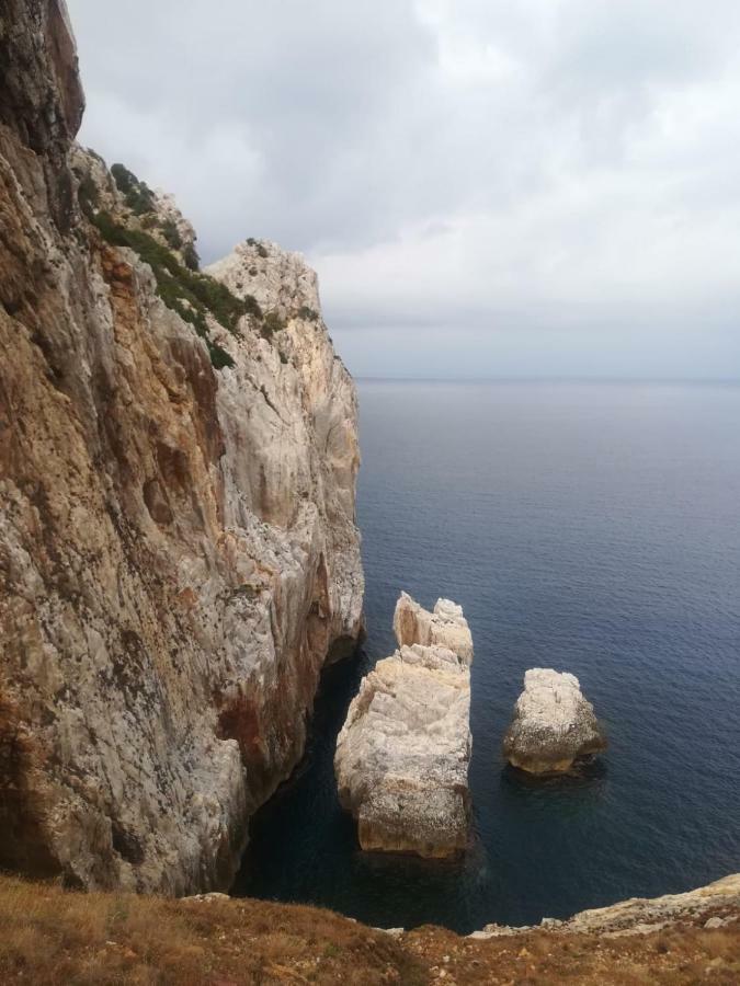 Al Mare, Al Sole, Si', Ma Nella Casa Del Minatore بوجيرو المظهر الخارجي الصورة